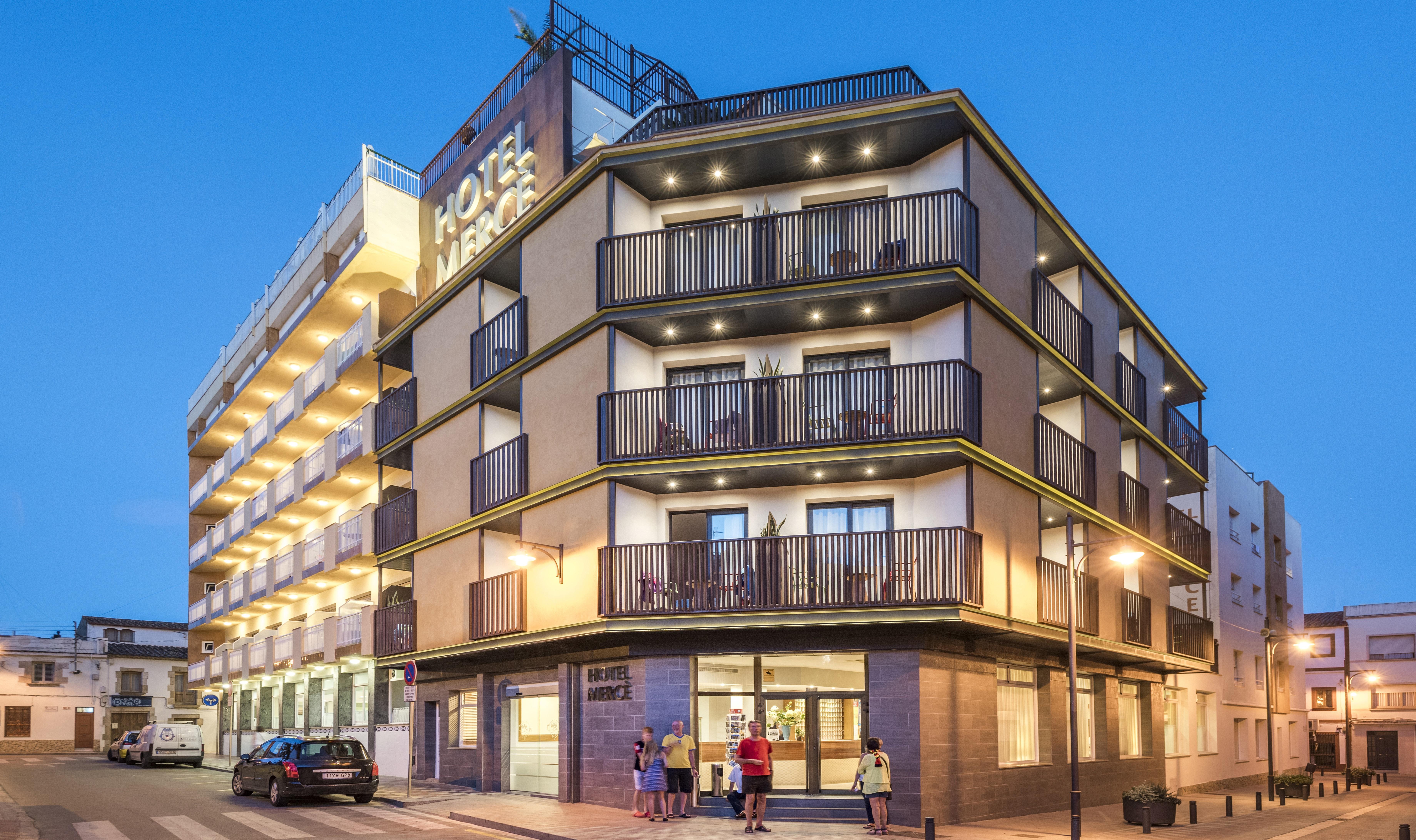 Merce Pineda de Mar Exterior photo
