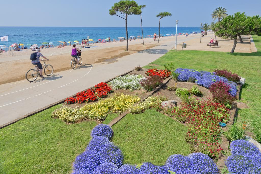 Merce Pineda de Mar Exterior photo
